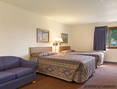 Motel Super 8 By Wyndham Hot Springs Pokoj fotografie